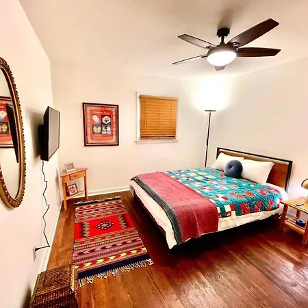 Trendy Bohemian Bungalow, Close To Uptown, Plaza & Noda Charlotte Exterior photo